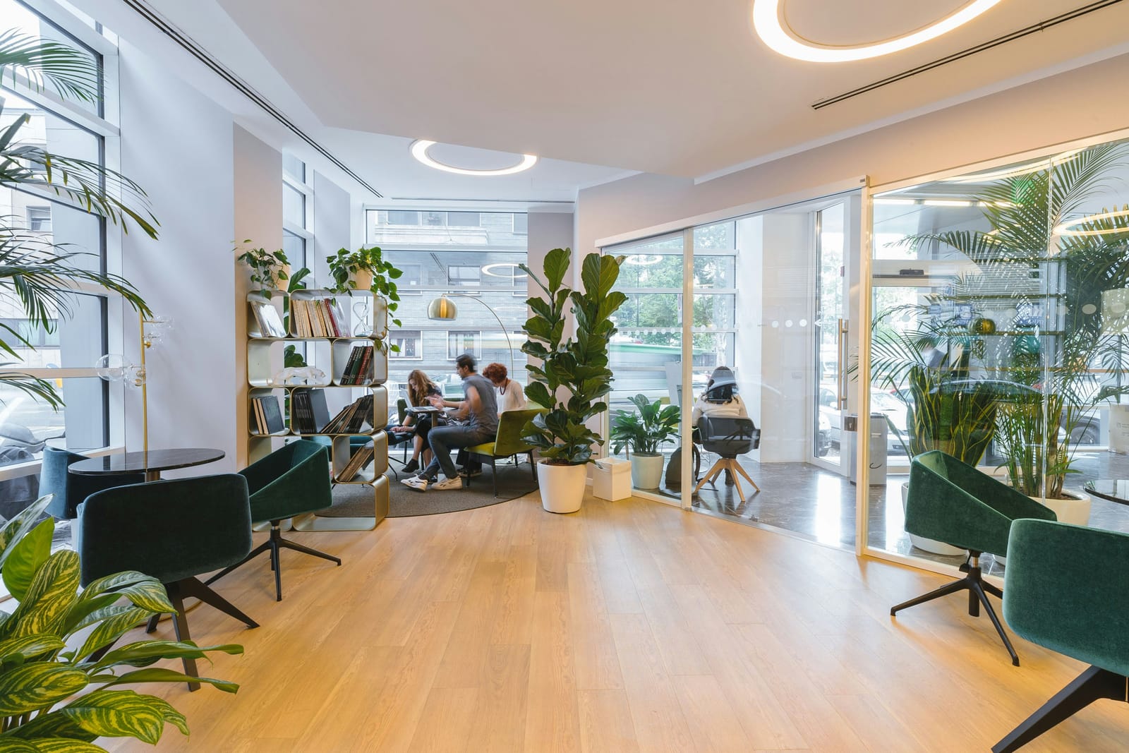Office, 79 m², Tetovo – photo 1